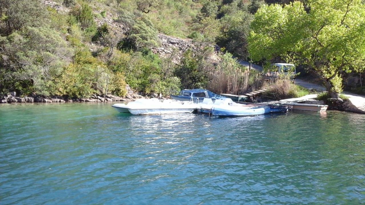 Domisiladore Esparron-de-Verdon Ngoại thất bức ảnh